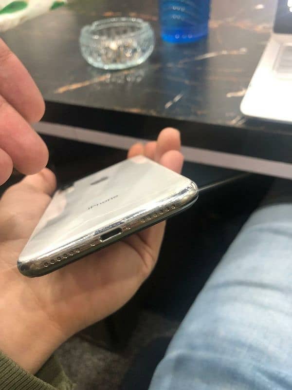 Iphone X 256GB PTA Approved 100% Battery Just Back Minor Crack 3