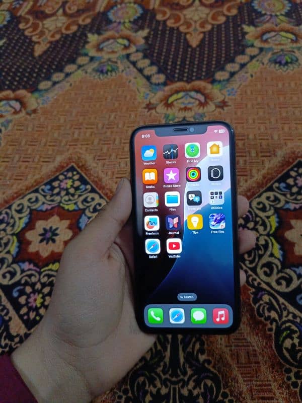 iphonexs for sale very good condition 1