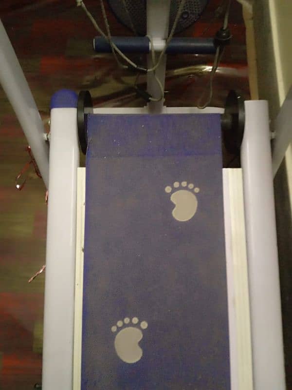 treadmill manual in good condition 1