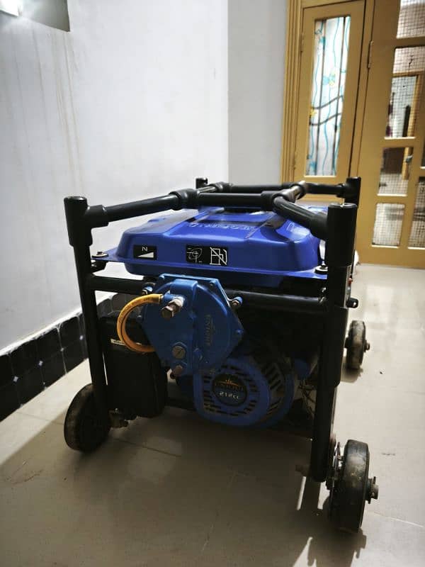 Unique 2.5 KVA generator 0