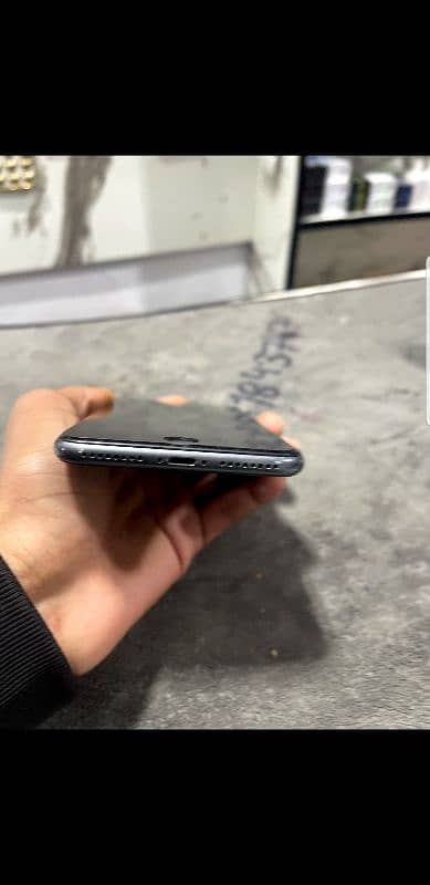 8 plus 10/10 condition not pta for sale 3