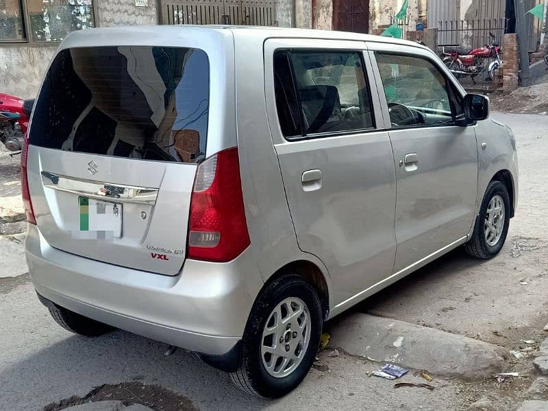 Suzuki Wagon R 2018 5