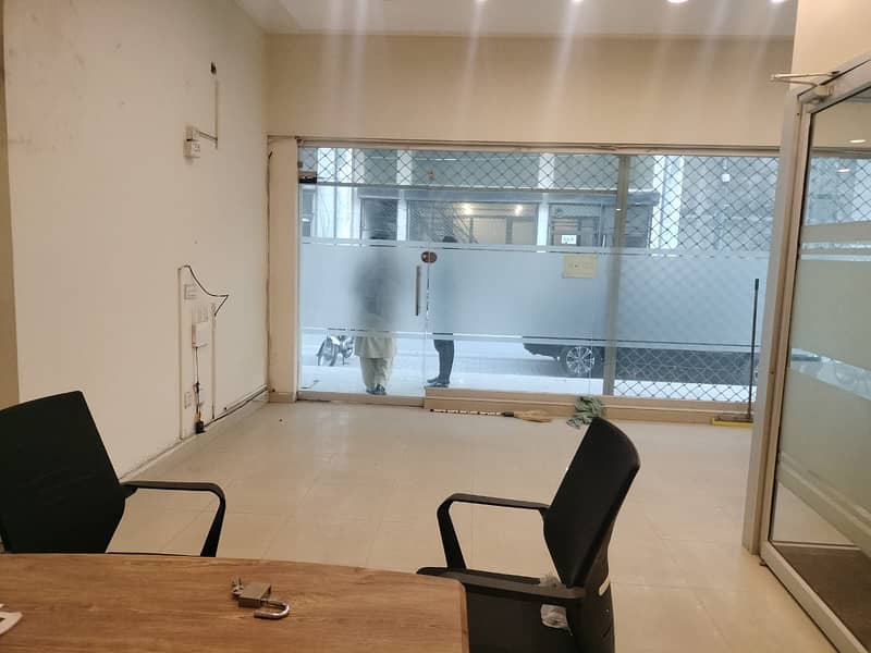 4 Marla Ground Floor Office For Rent In DHA Phase 1,Block K, Lahore. 6