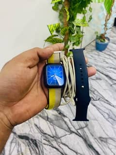 APPLE SERIES 6 44 MM WITH CHARGER 1 ORIGINAL STRAPS ADAPTOR AVAILABLE