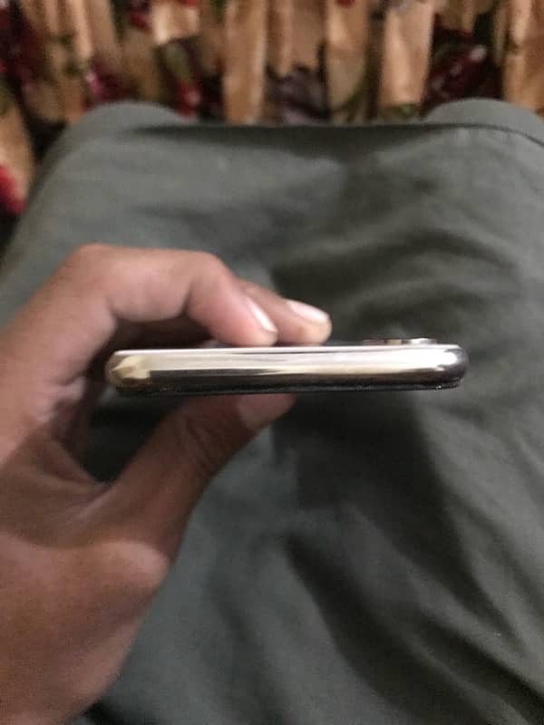 iPhone x non pta factory unlock 256 gb 4