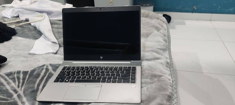 HP ELITEBOOK 840 G6 i5 8th gen 2