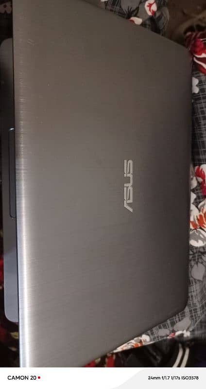 Asus model E403S 2/32 all ok Battery 8 hours 3