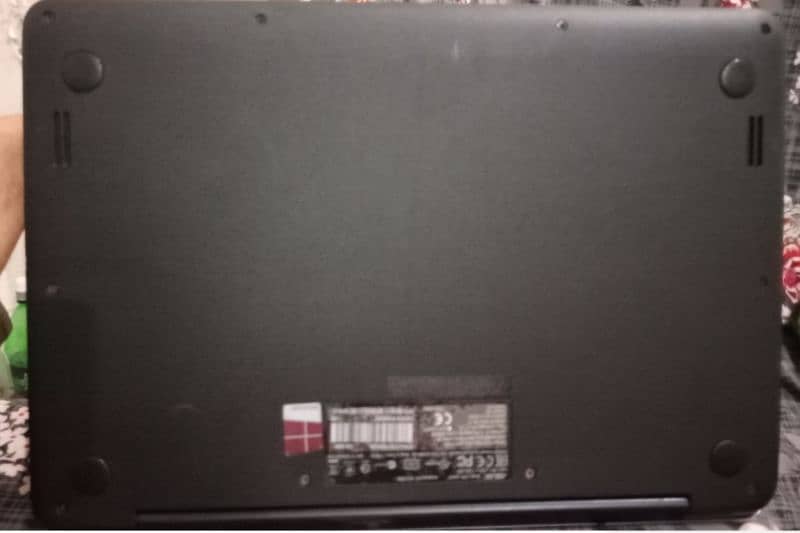 Asus model E403S 2/32 all ok Battery 8 hours 4