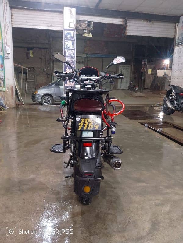 Suzuki GS 150 ( 2017 model) 4