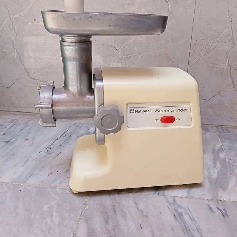 National Meat Grinder Model MK-G20N Made in Japan 0