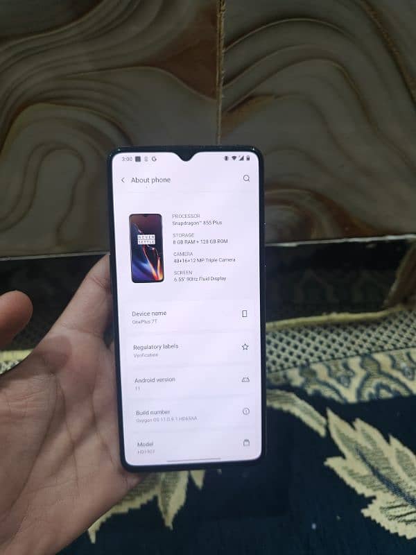 oneplus 7t dual sim pta approved all ok only back crack on minor 4