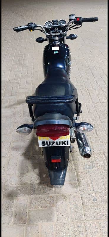 Suzuki gs 150 2022 2