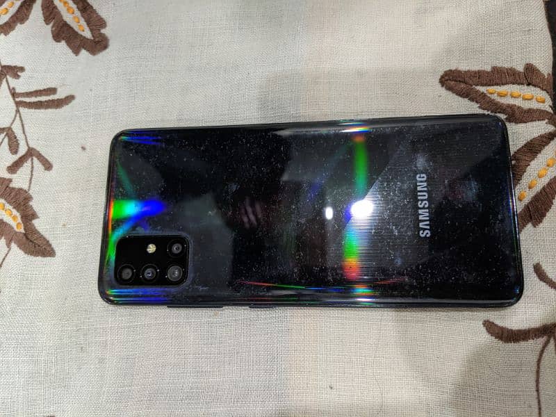 Samsung Galaxy A51 0