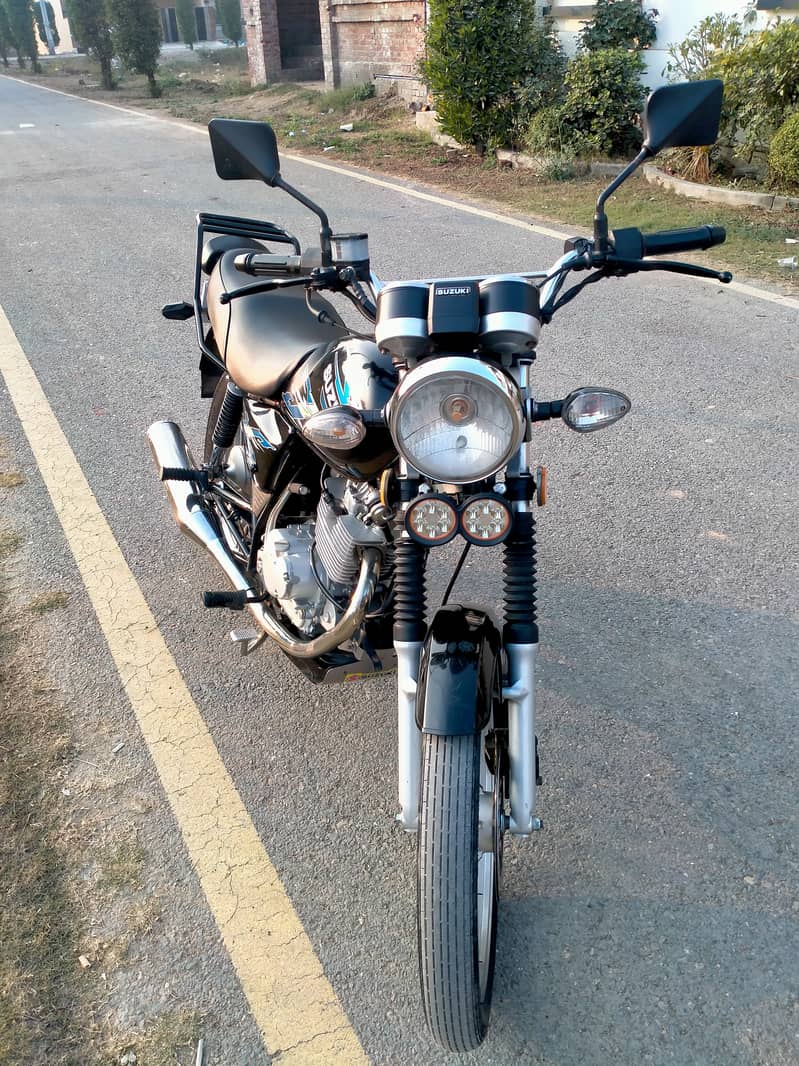 Suzuki GS 150 SE 2020 2