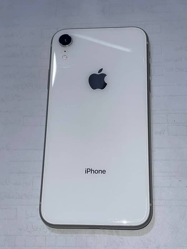 iPhone XR (non PTA ) 4