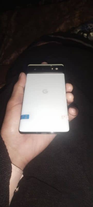 I m selling my Google pixel 6 8/128 3