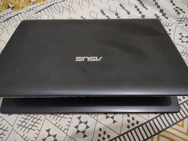 Asus Laptop Lush Condition 1