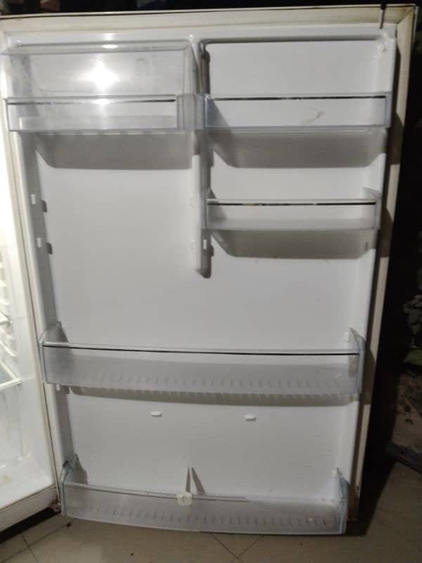 Refrigerator for sale 3