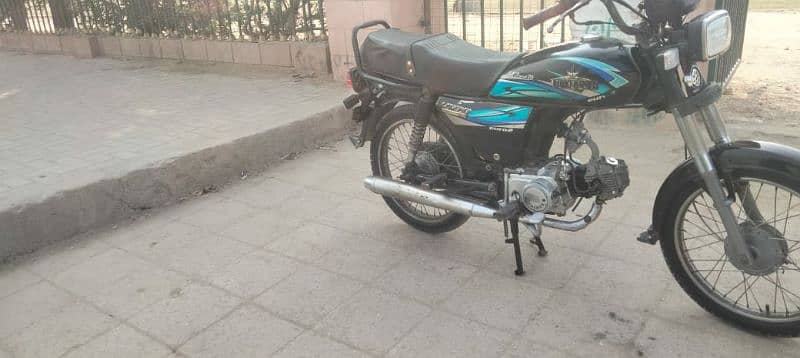 UNIQUE 70CC 2017 GENUINE CONDITION GENUINE ENGINE HAI. . . 5