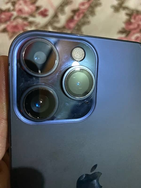 iPhone XR 5