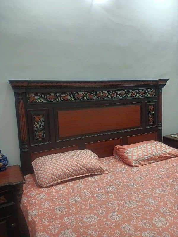 Chinioti Bed Set with 2 Seater 1