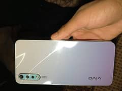 vivo s1