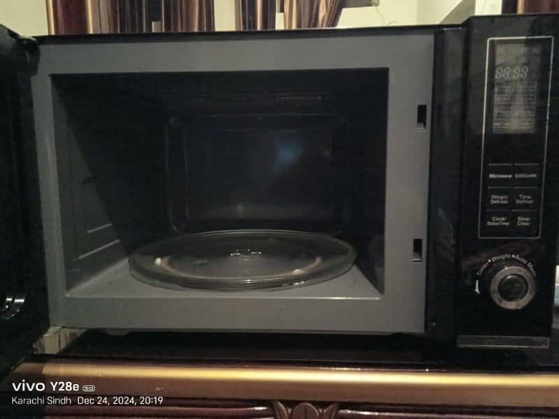 Orient microwave oven brand new grill and baking 2