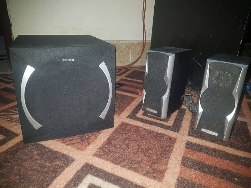 edifier woofer  orignal slightly used like new 0