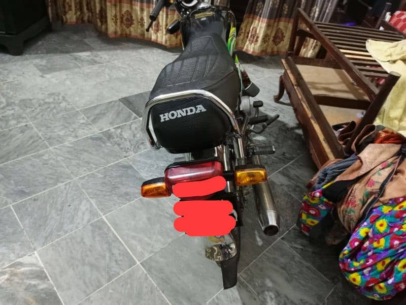 Honda CD70 0