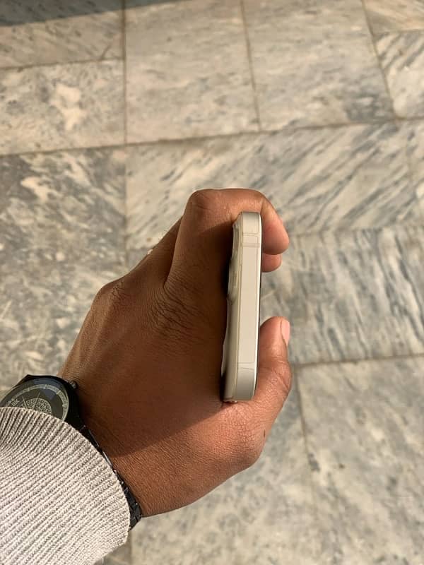 Iphone 13 128gb PTA approved. 4