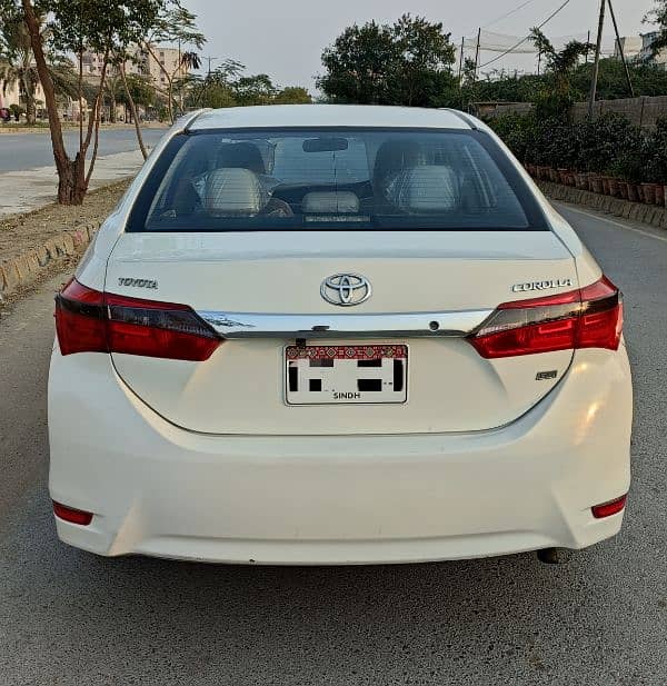 Toyota Corolla GLI 2014 3