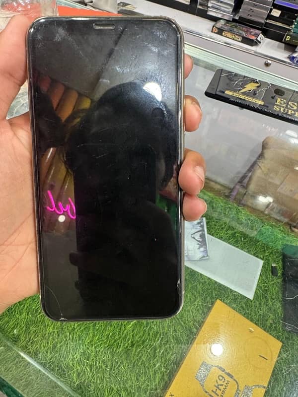 Iphone 11 pro for sale 3