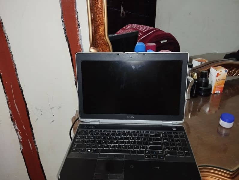 Dell E6530 Core i7 (3rd Gen) 8GB RAM/500GB HDD 5