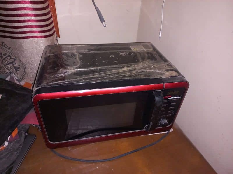 microwave oven 3