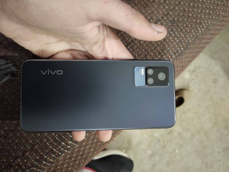 vivo v21e 10by10 8+4/128 full paking box and chargar 0