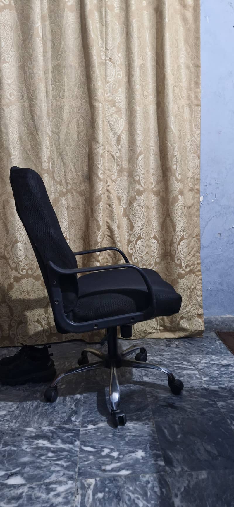 Computer Chair For Sale / Reasonable Price 1