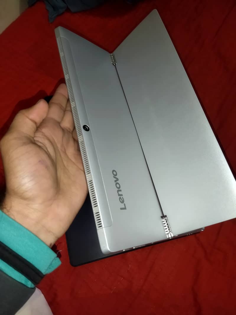 Lenovo Lap+Tab 3