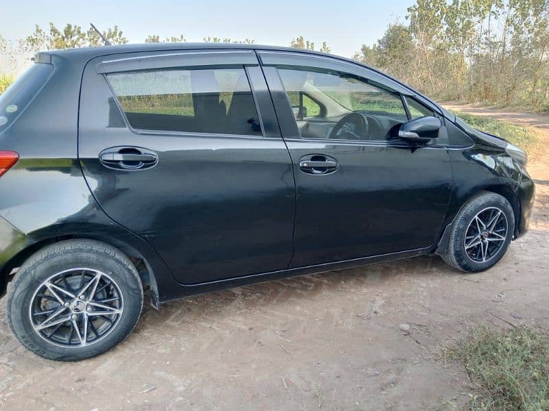 Total Genuine Toyota Vitz 2013/16 6