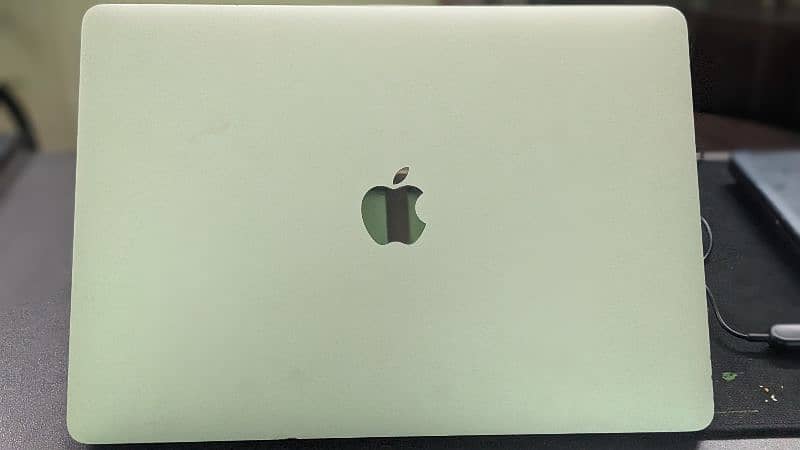 Macbook pro 13 (2017) 8/128 2