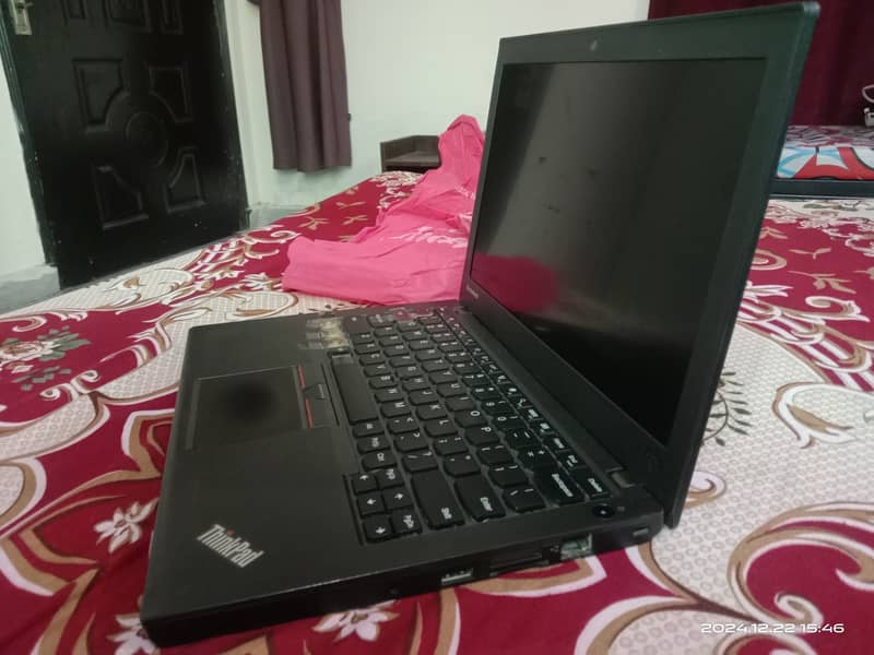 Lenovo ThinkPad X250 - Core i5, 8GB RAM, 250GB HDD 3