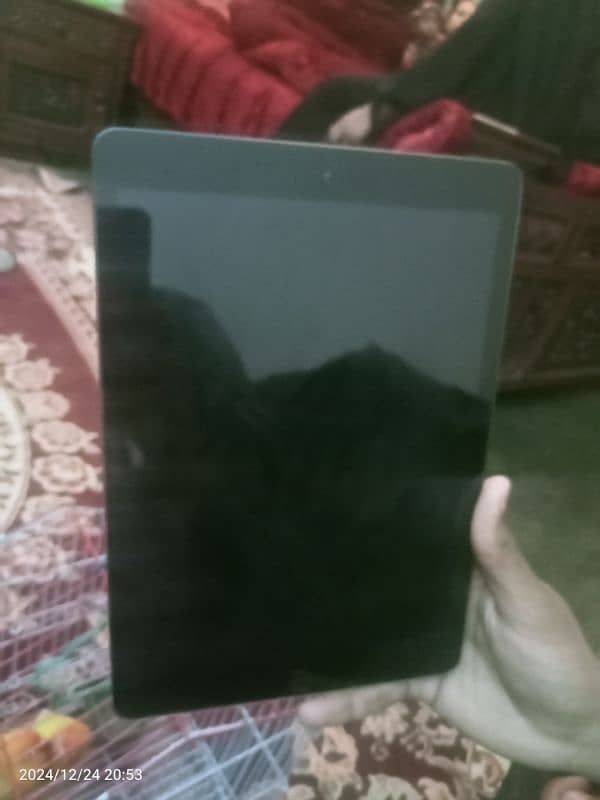 Apple ipad 8 generation 5