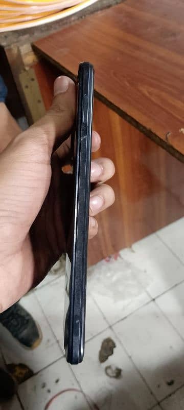 Selling Infinix Hot 12 only Call Karein 03263021448 4