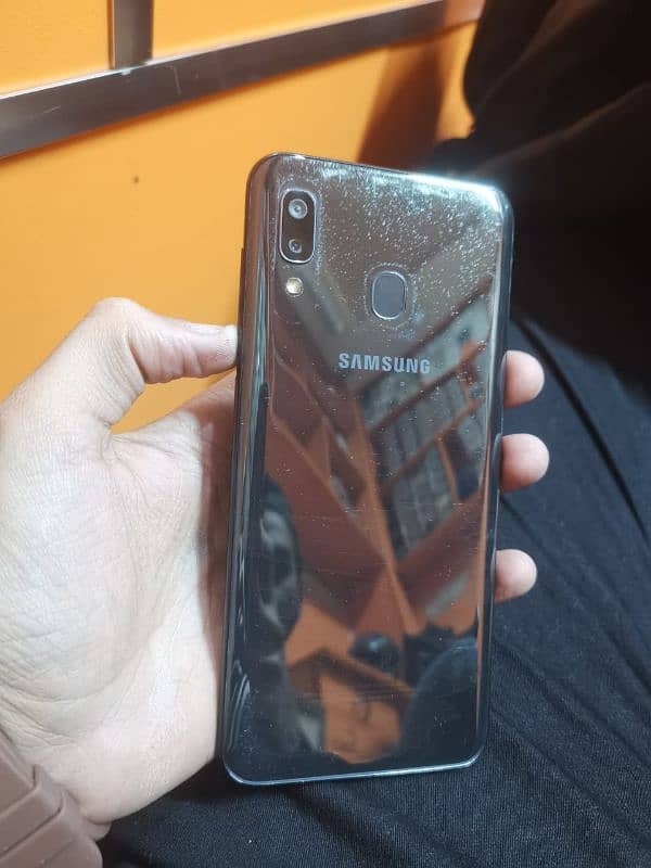 Samsung A20 5