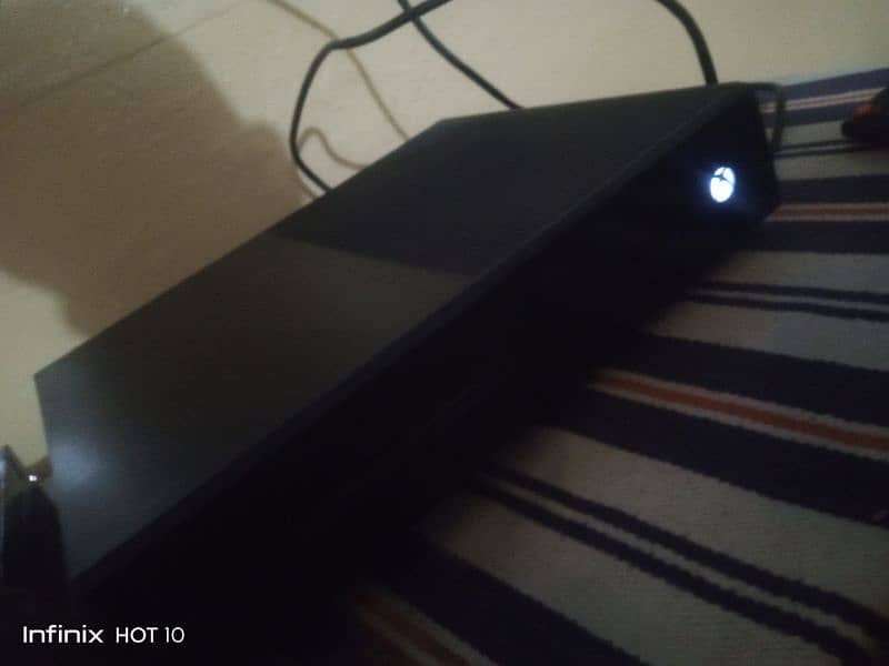 xbox one neat and clean condition 0