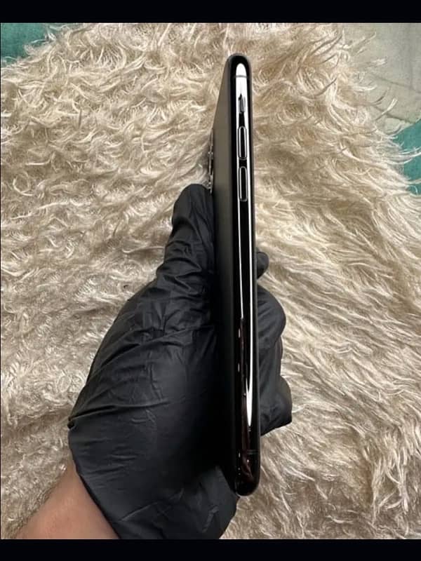 iPhone 11 pro 64 gb PTA approved 6