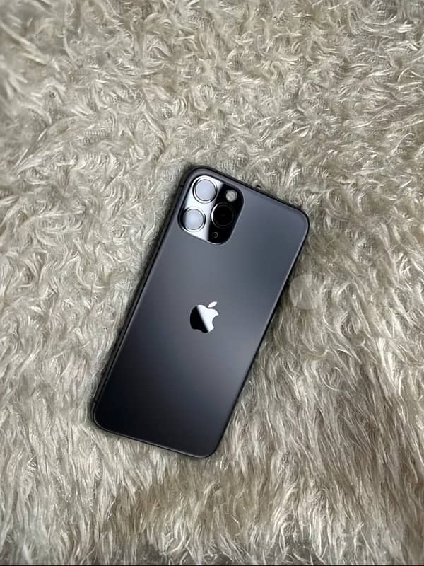 iPhone 11 pro 64 gb PTA approved 7