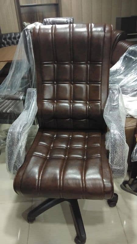 luxury executive revolving chair available h all over Pak Cash on deli 8