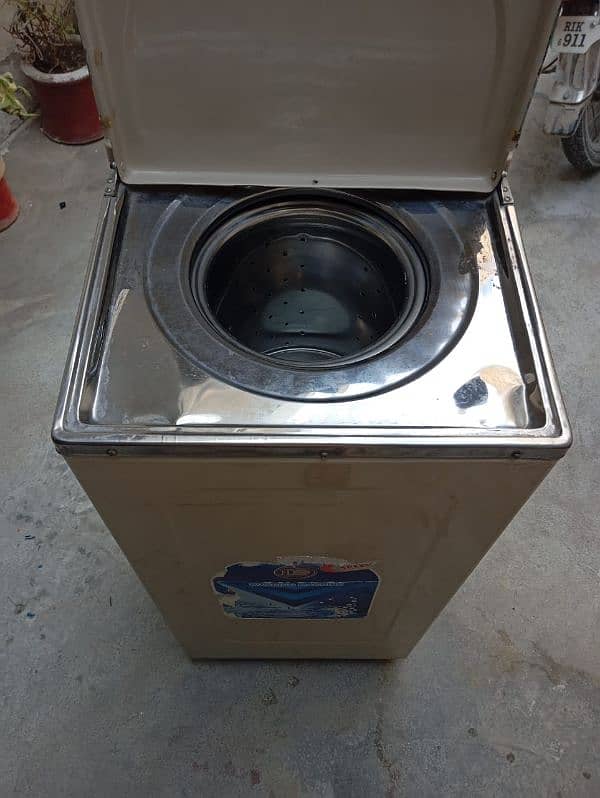 iron body dryer machine for sale in Wah Cantt 0