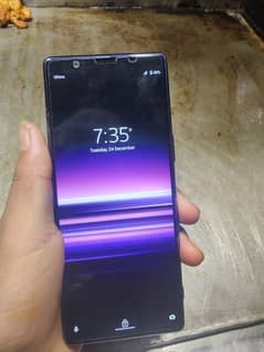 I'm seling Sony Xperia 5 official pta with water pack