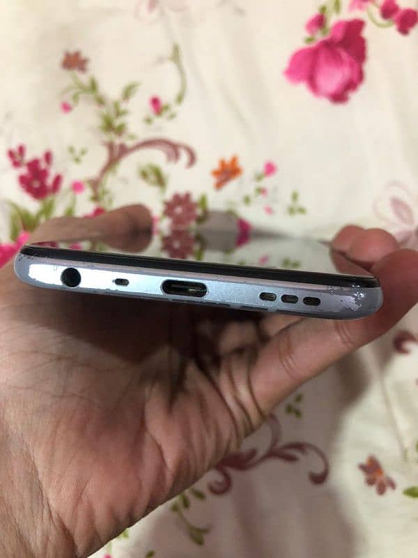 Oppo A54 with original box and charger for sell 8